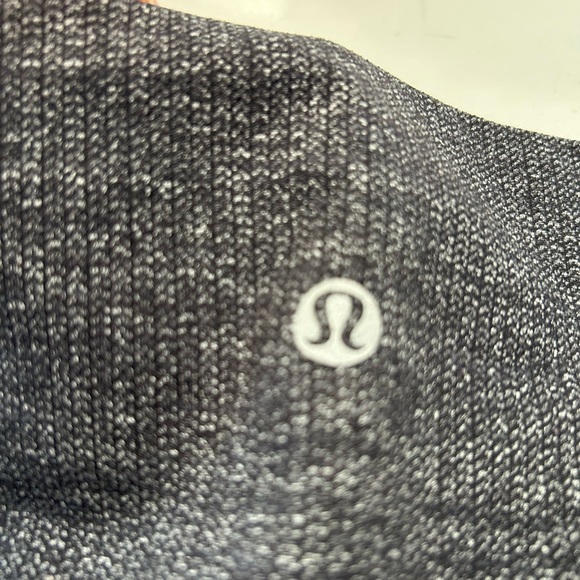 Lululemon Gray Leggings SZ 6 - Picture 4 of 5